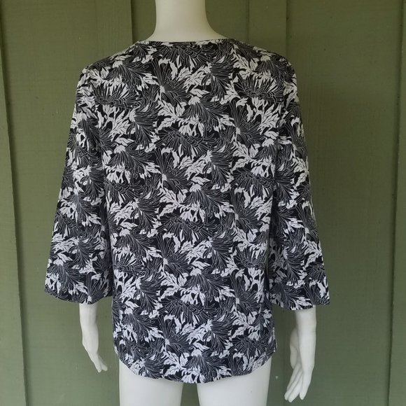 TALBOTS Black White Floral Tunic Top Small S - Picture 2 of 3